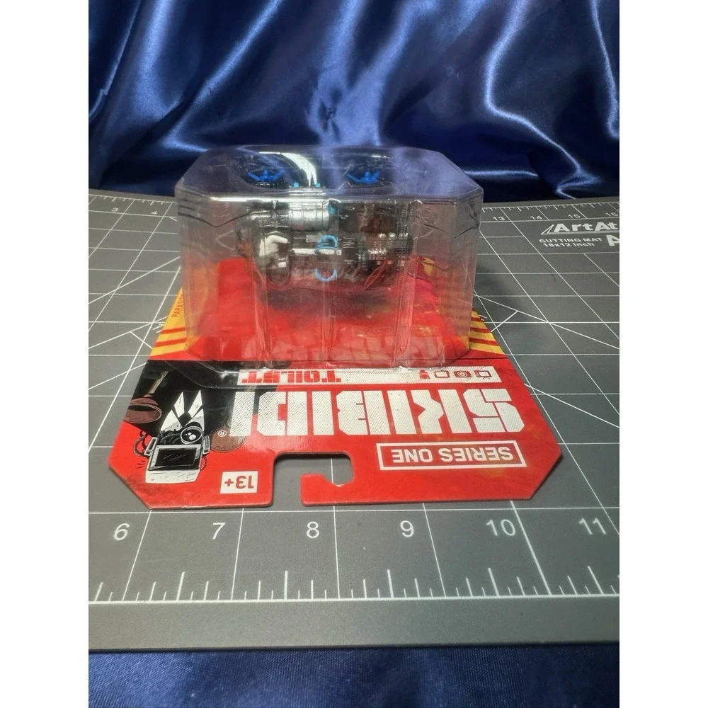 Skibidi Toilet Classic Series One Parasite Disabler Laser Tank New/Sealed In Box
